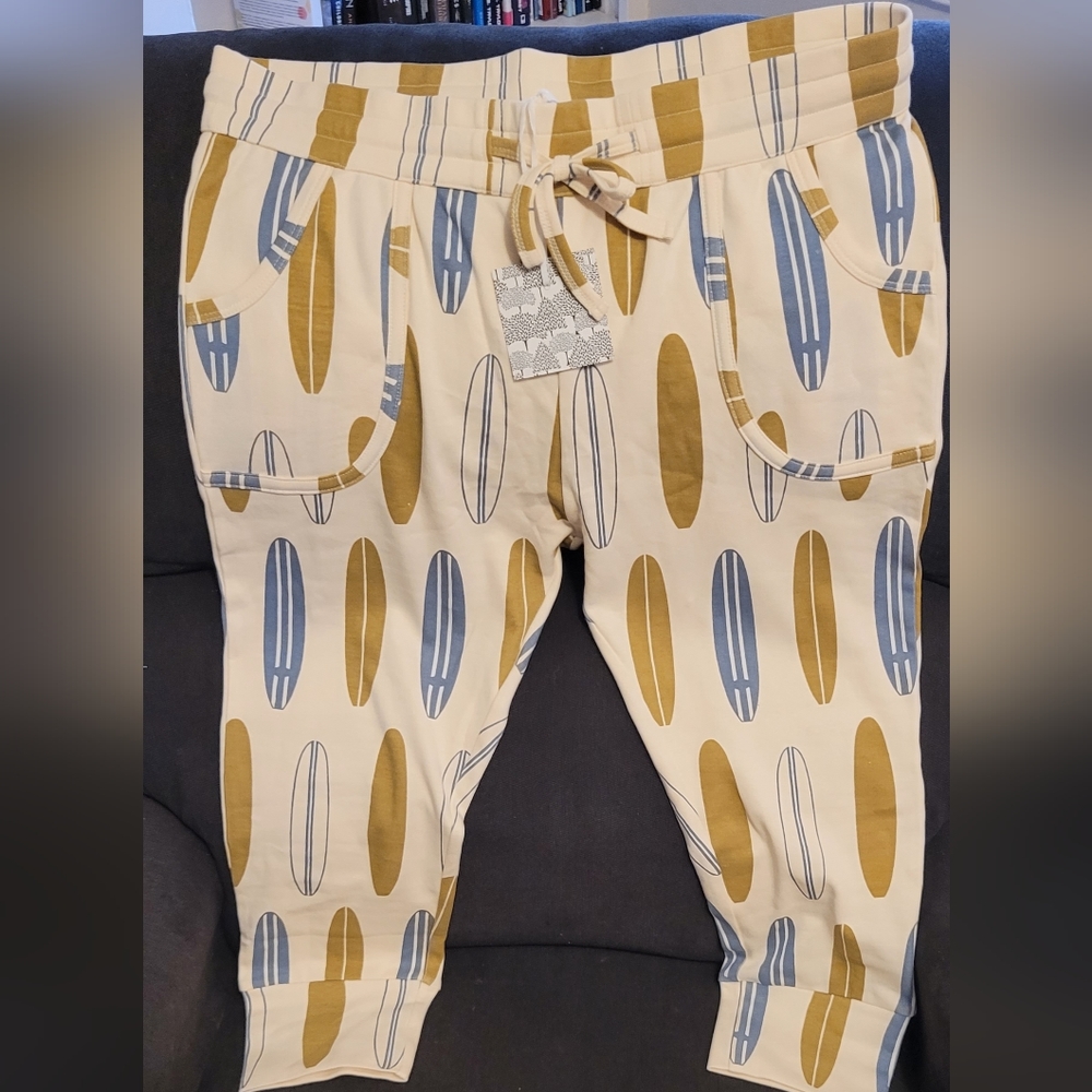NWT Kate Quinn Skinny Crop Joggerd